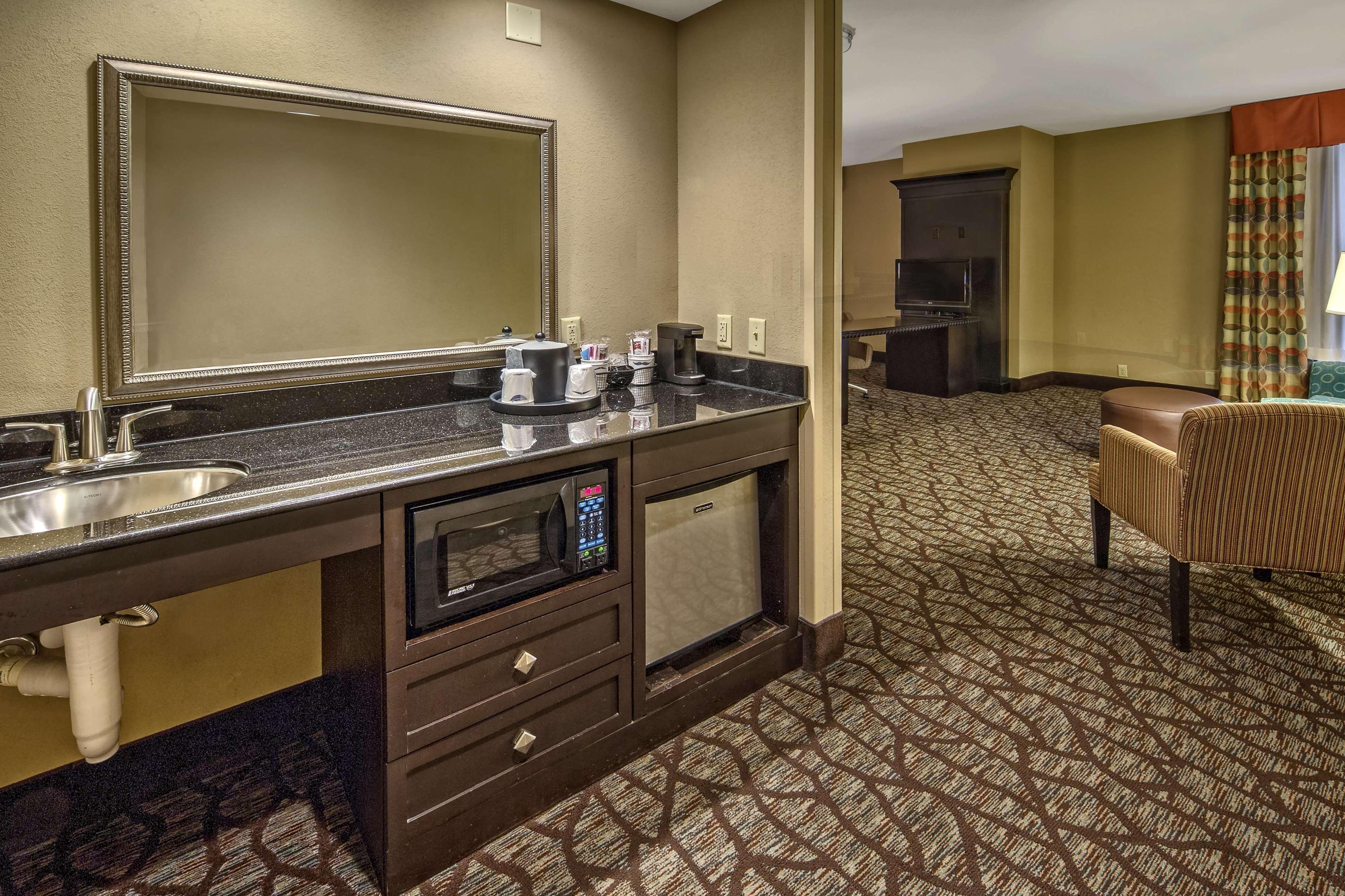 Hampton Inn Asheville-Tunnel Road Exterior photo