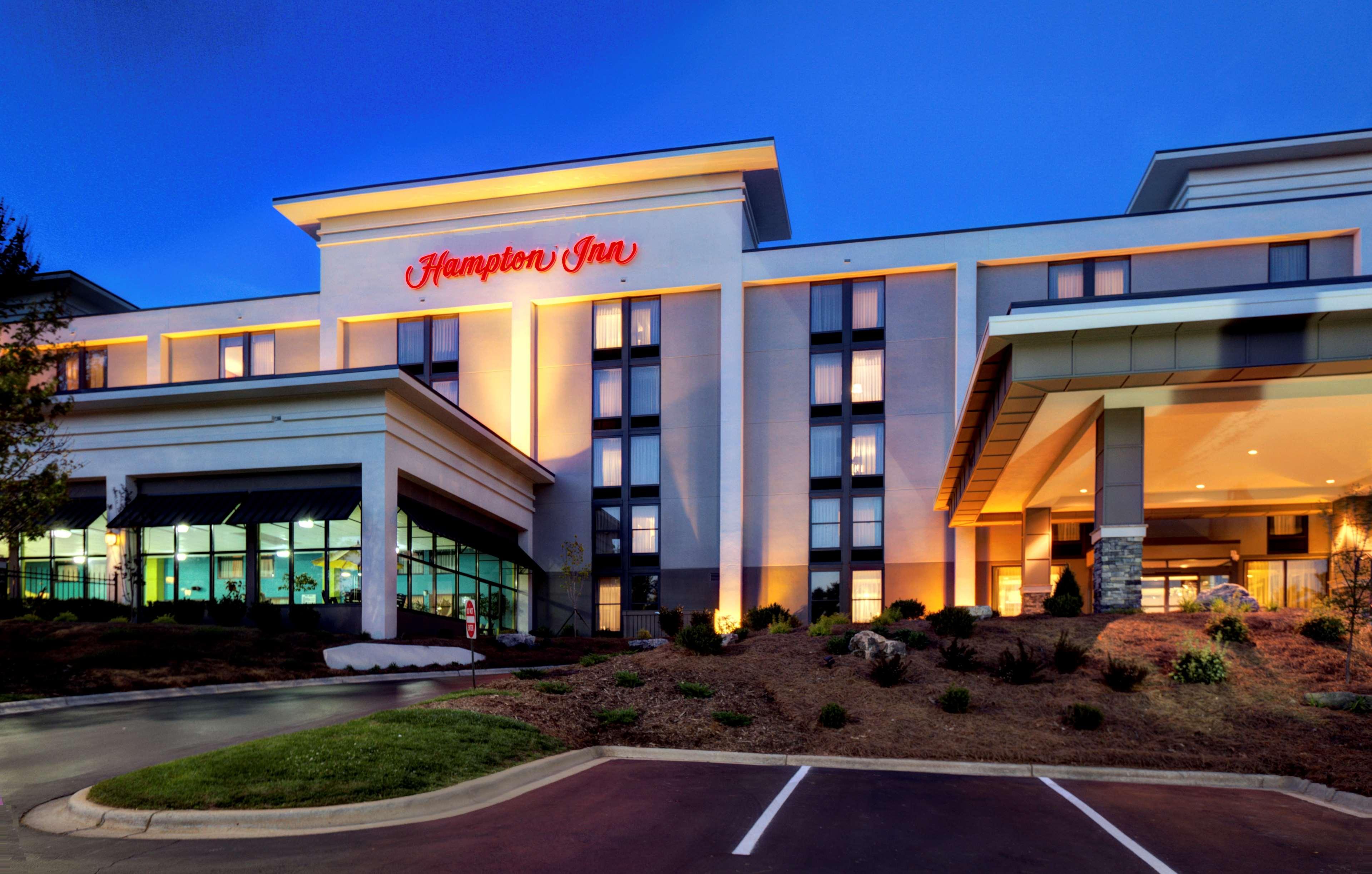Hampton Inn Asheville-Tunnel Road Exterior photo