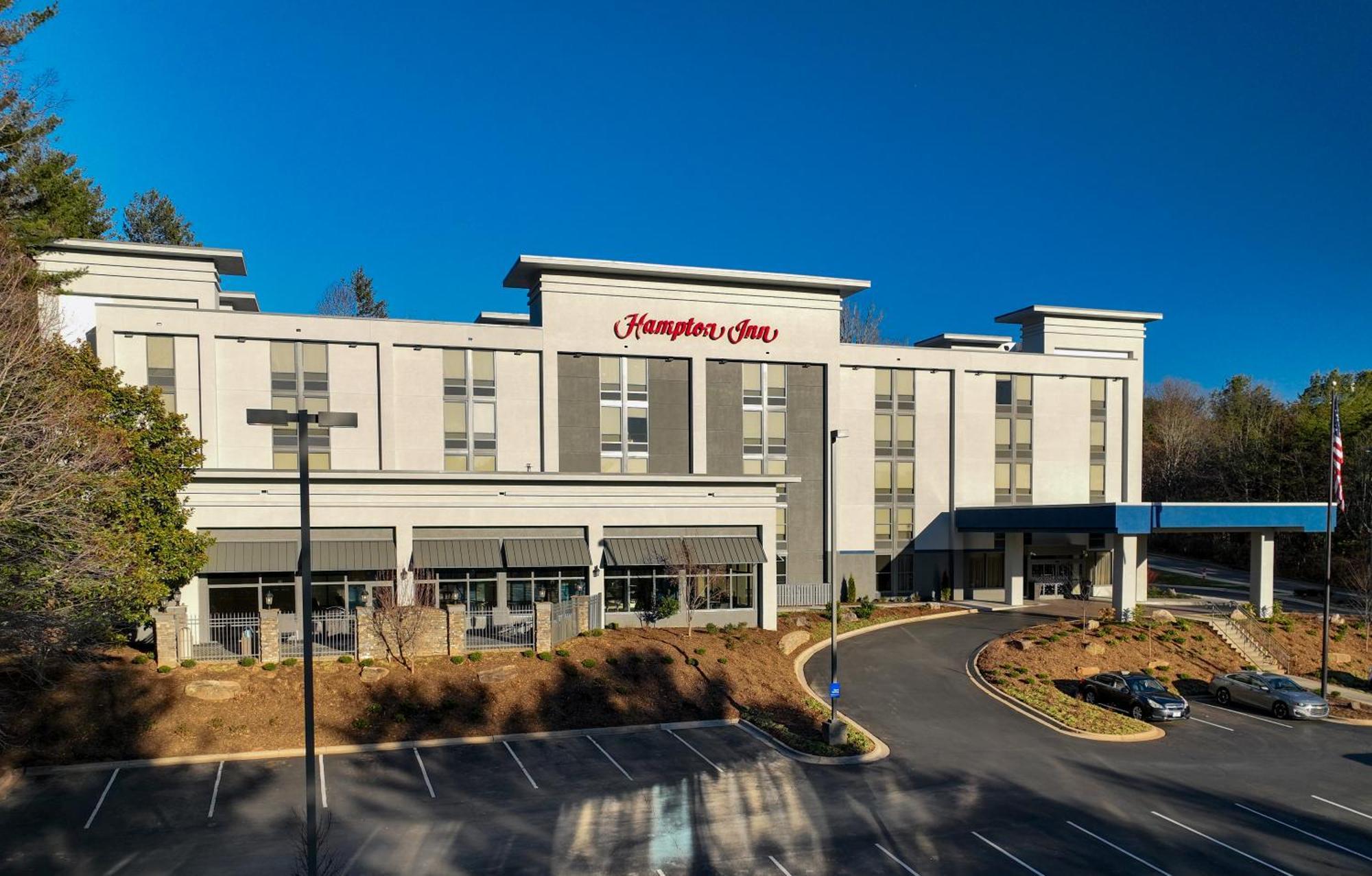Hampton Inn Asheville-Tunnel Road Exterior photo