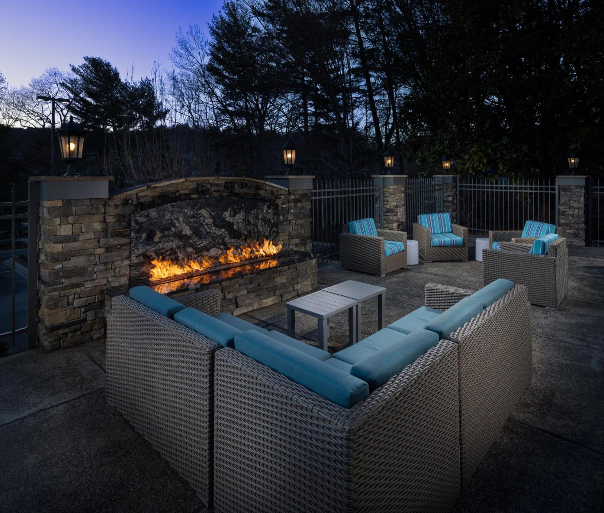 Hampton Inn Asheville-Tunnel Road Exterior photo